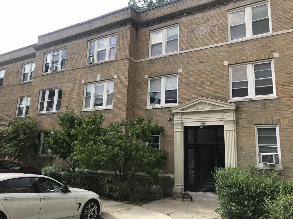 235 Freeman St #U-6 - Brookline, MA