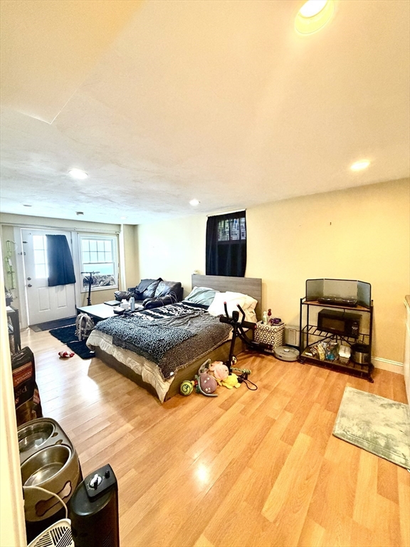 252 Mason Ter #G - Brookline, MA