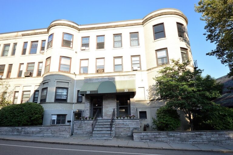 35 Saint Paul St. #6 - Brookline, MA