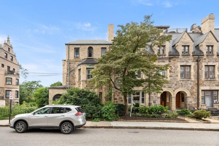 350 Tappan St #1