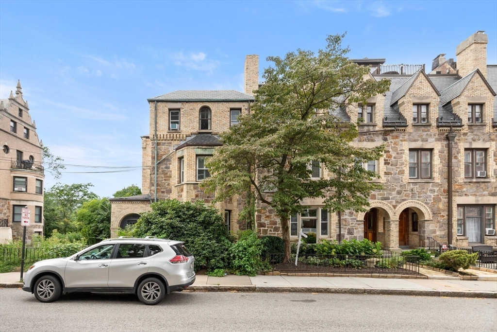 350 Tappan St #1 - Brookline, MA