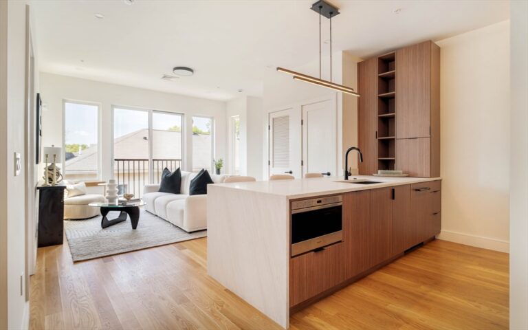 58 Kent #403 - Brookline, MA