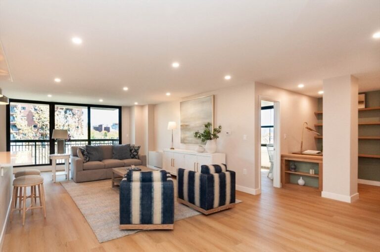 60 Longwood Ave #508