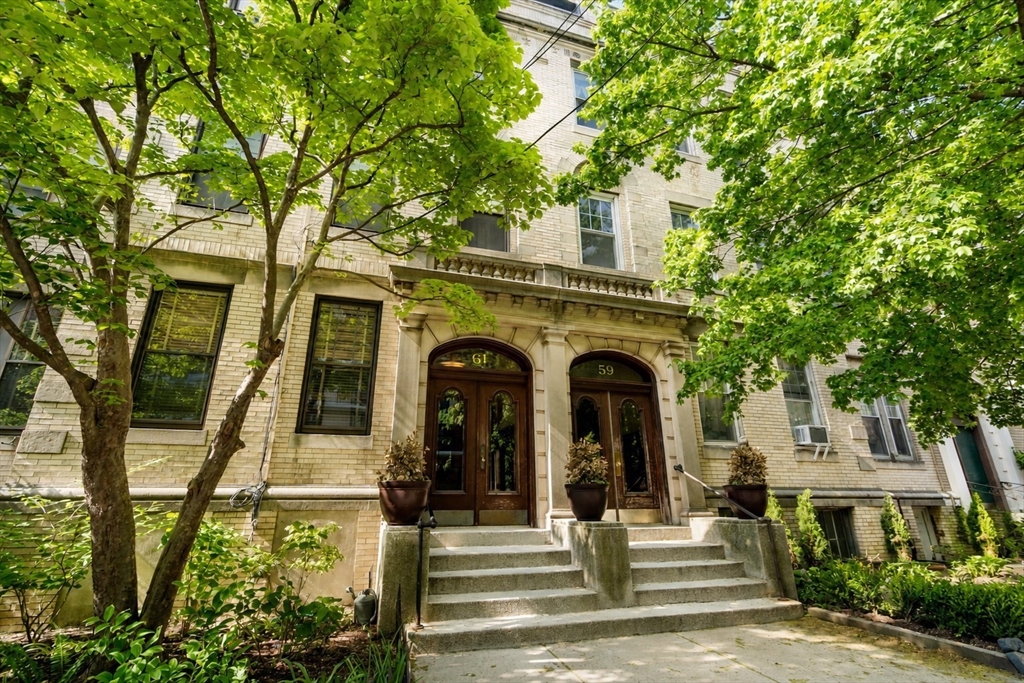 61 Longwood Ave #1 - Brookline, MA