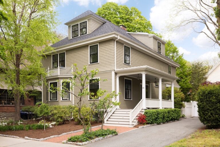 95 Babcock St - Brookline, MA