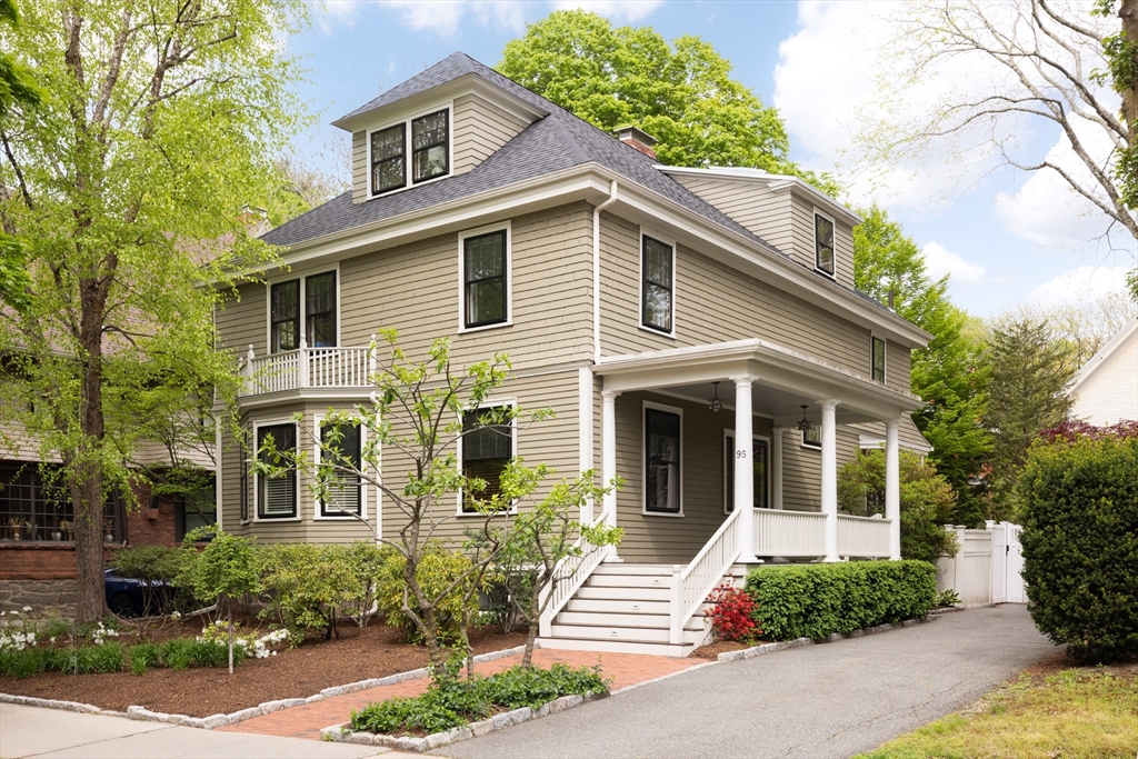 95 Babcock St 95 Babcock St - Brookline, MA