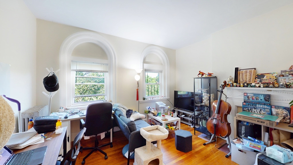 1071 Beacon St #7 - Brookline, MA