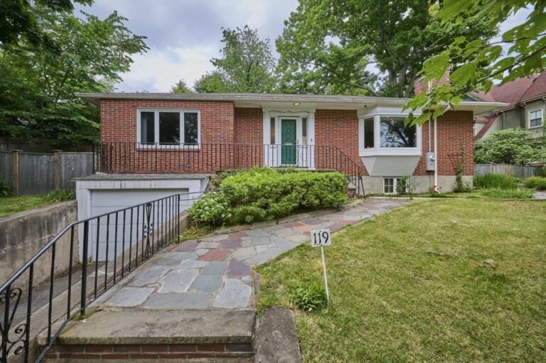 119 Rawson Rd - Brookline, MA