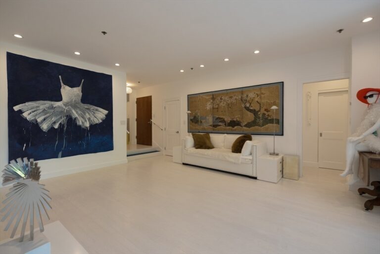 1265 Beacon Street #702 - Brookline, MA