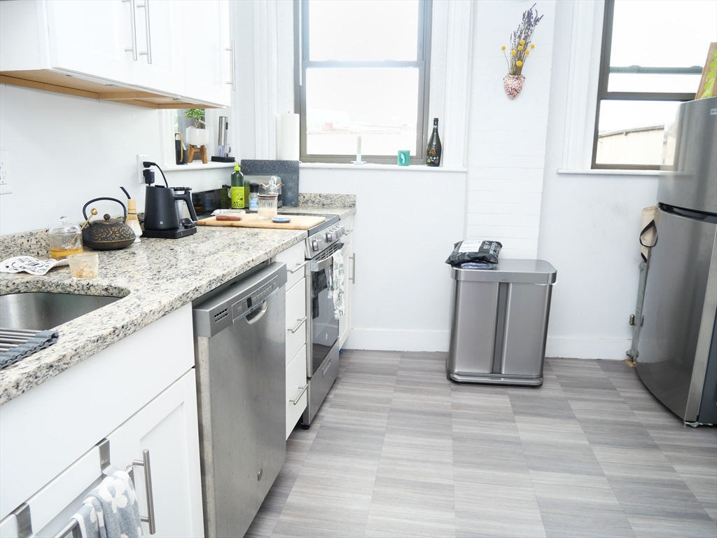 1378 Beacon #8 - Brookline, MA