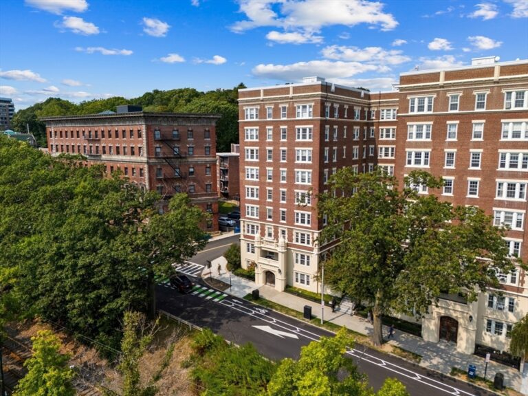 1450-1454 Beacon #744 - Brookline, MA