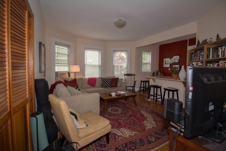 15 Kenwood St #1
