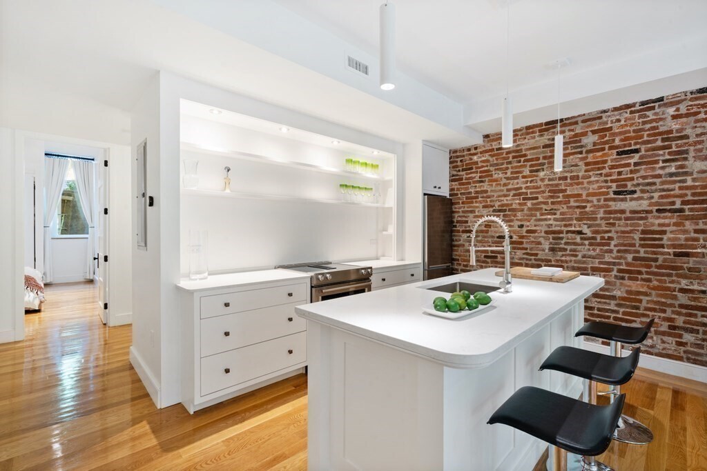 15 Regent Circle #1 - Brookline, MA