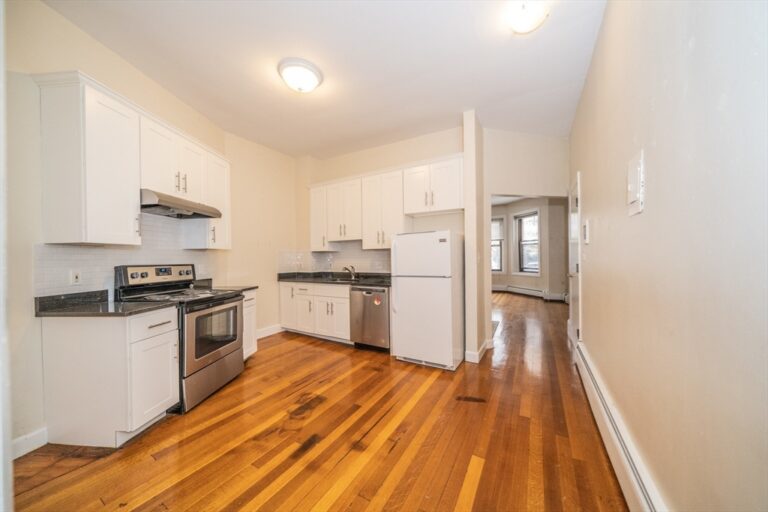1728 Beacon St #1