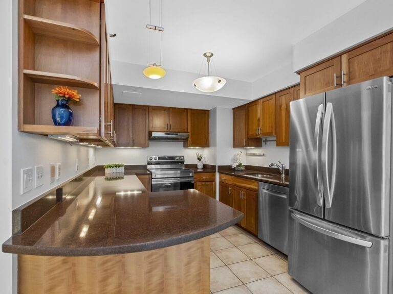 1731 Beacon ##202 - Brookline, MA