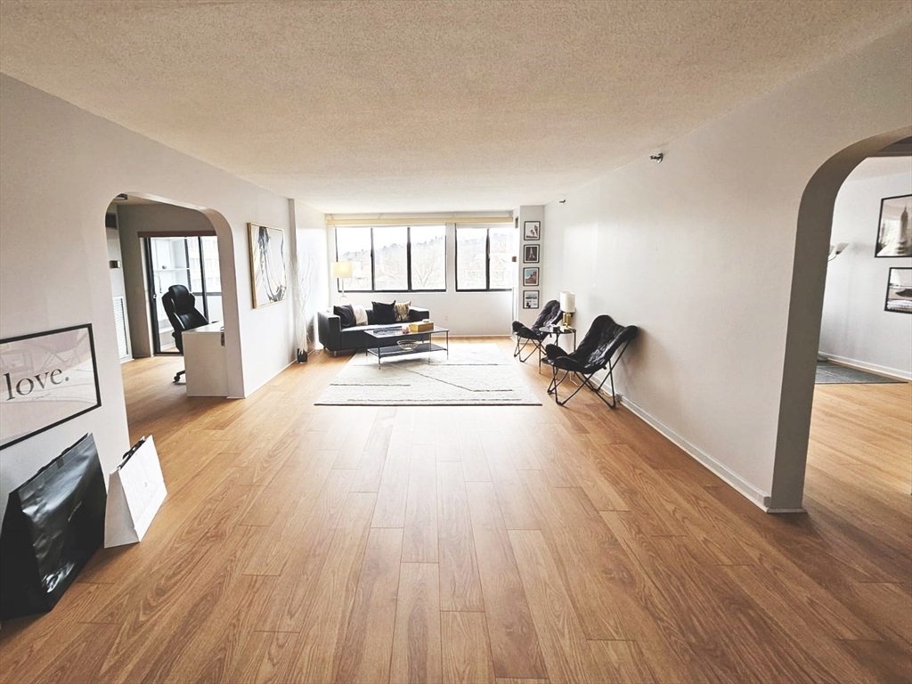 1731 Beacon #521 - Brookline, MA