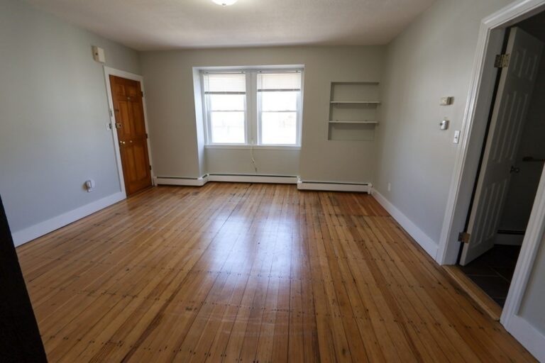 20 Roberts Street #5