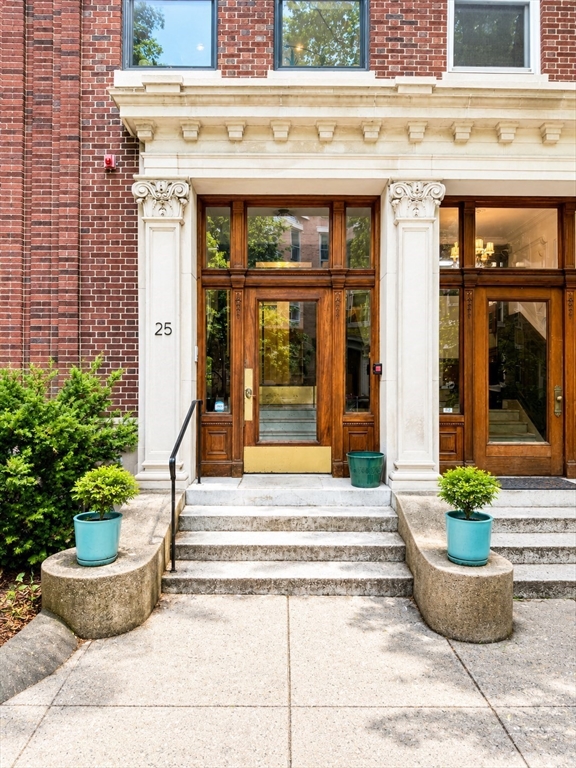 25 Euston St #2 - Brookline, MA