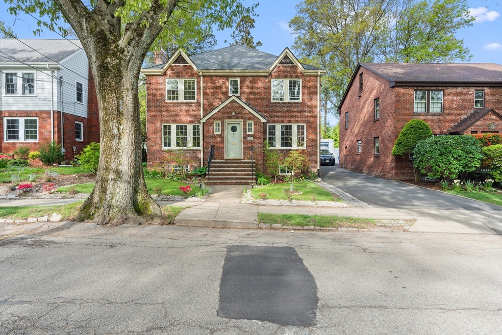 316 Russett Road 316 Russett Road - Brookline, MA