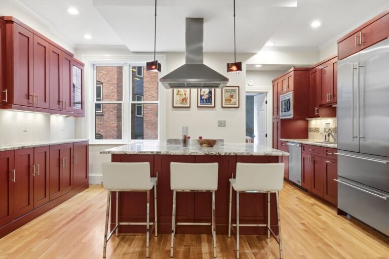 34 Station Street #3 - Brookline, MA