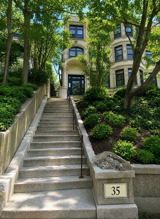 35 Westbourne Ter #6