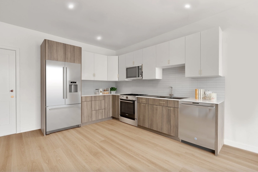 40 Centre St #607 - Brookline, MA