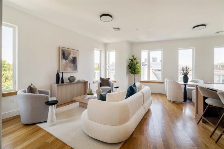 58 Kent #U404 - Brookline, MA