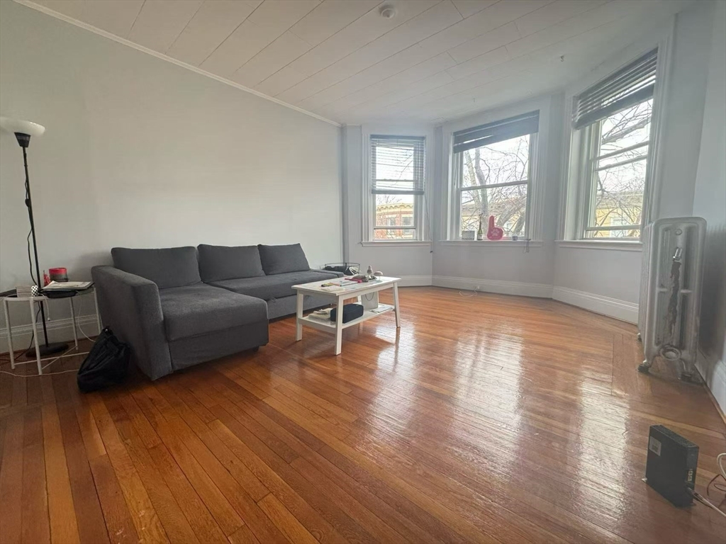 8 Euston St #5 - Brookline, MA