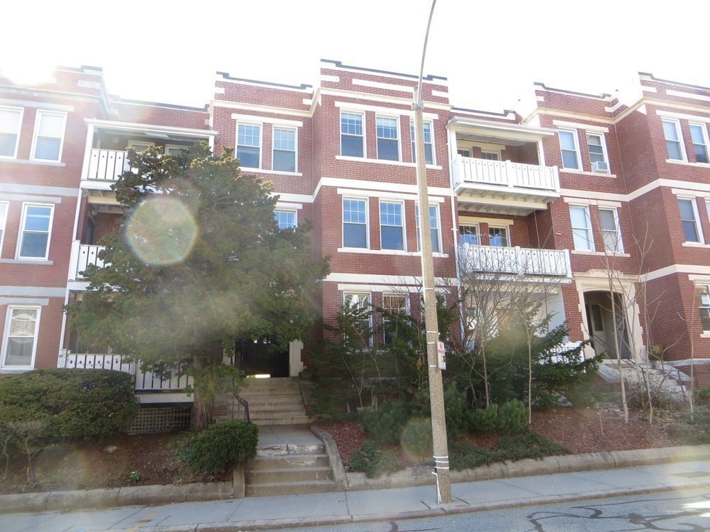 88 Pleasant #2 - Brookline, MA
