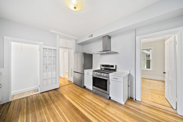 98 Boylston St #2 - Brookline, MA