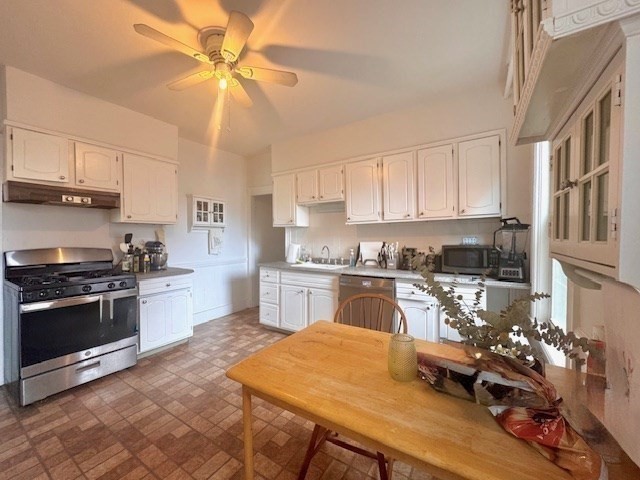 98 Cypress St #3