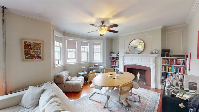 1213 Beacon St #4 - Brookline, MA