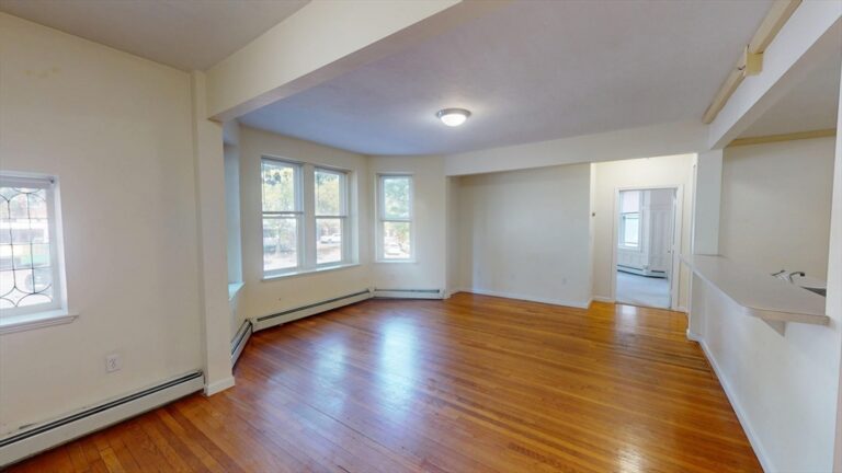 1405 Beacon St #5 - Brookline, MA