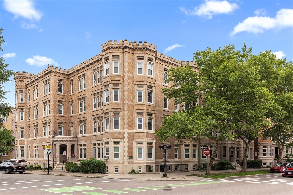 1834 Beacon St #B1 - Brookline, MA
