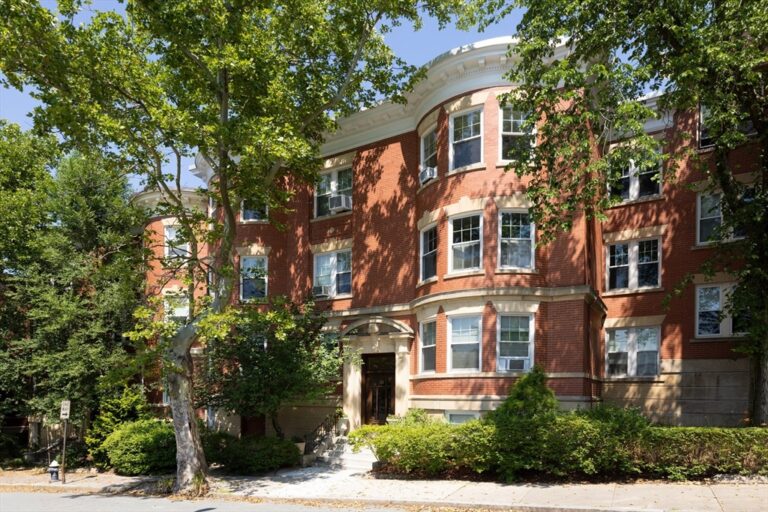231 Rawson #6 - Brookline, MA