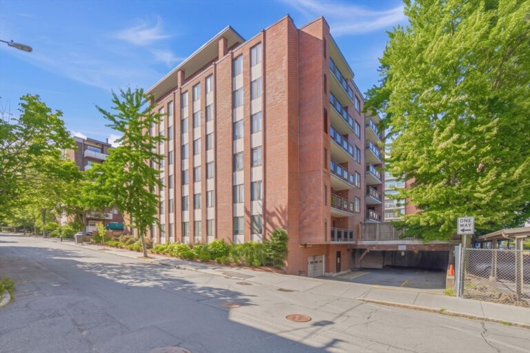 30 Stearns Road #505 - Brookline, MA