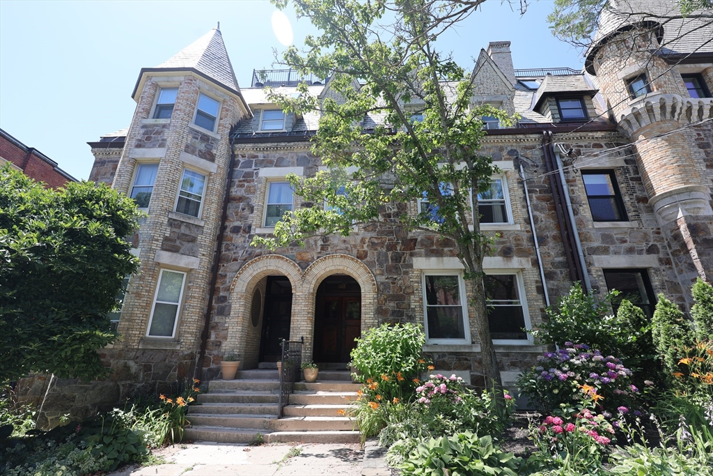 318 Tappan St. #2 - Brookline, MA