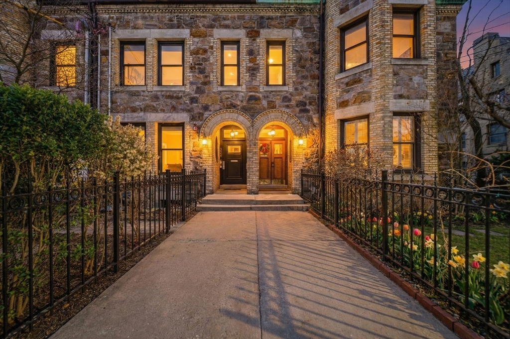 324 Tappan #PH - Brookline, MA
