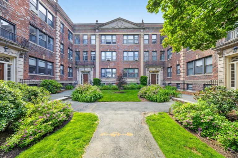 34A Park St #1B - Brookline, MA