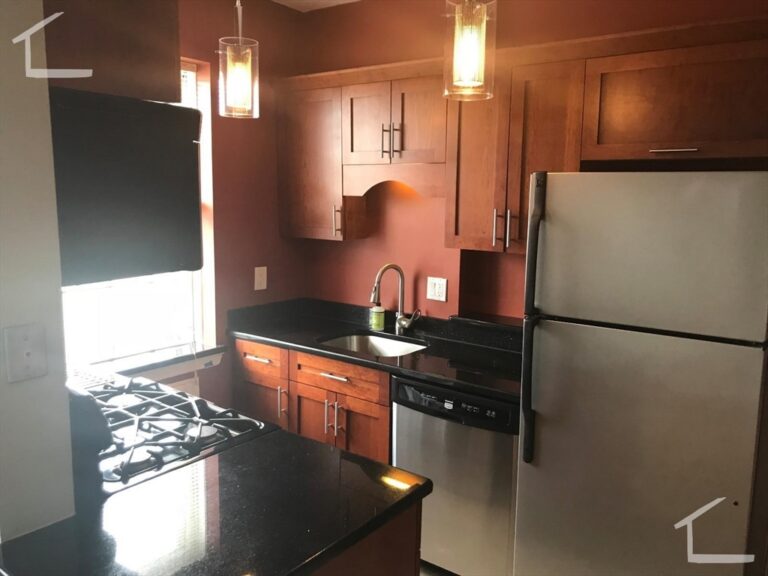 36 Browne St #5 - Brookline, MA