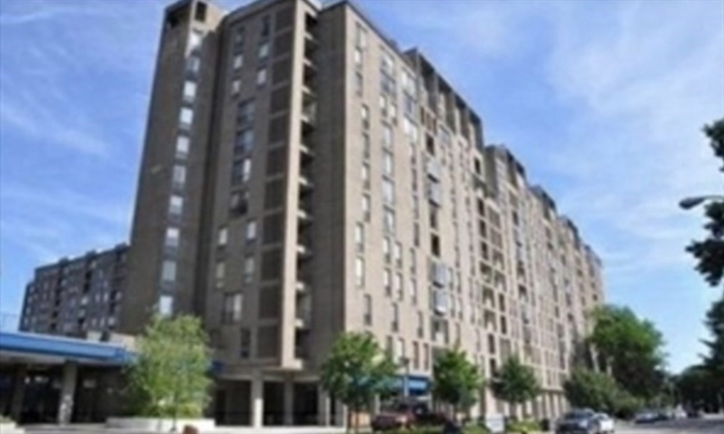 44 Washington St #404 - Brookline, MA