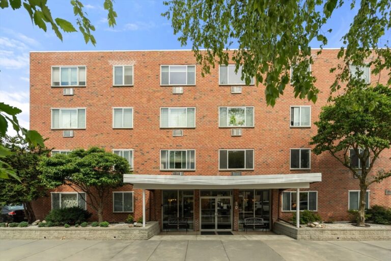 50 Green Street #401 - Brookline, MA