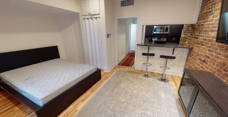 69 Babcock St #8 - Brookline, MA