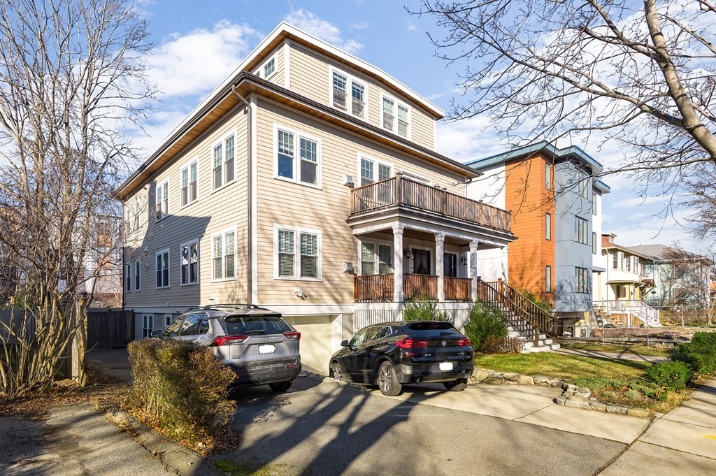 77 Verndale St #1 77 Verndale St #1 - Brookline, MA