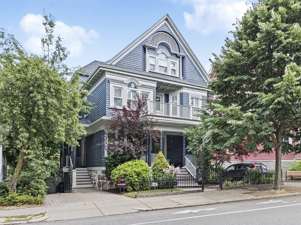 81 St. Paul St #2 - Brookline, MA