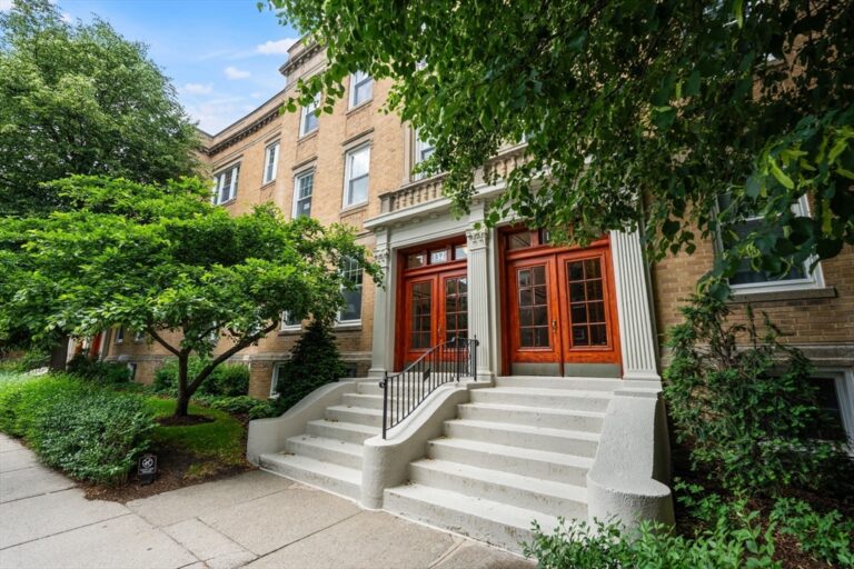 132 Sewall Avenue #C - Brookline, MA