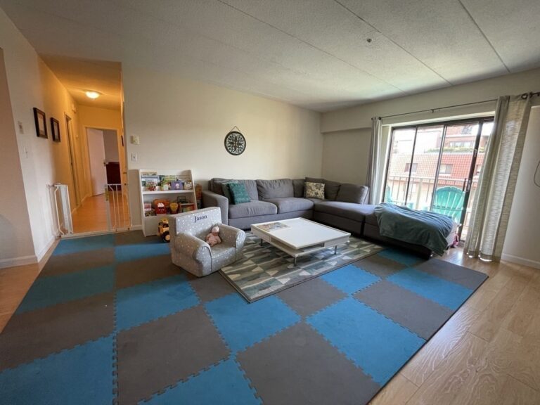 135 Pleasant St #601 - Brookline, MA