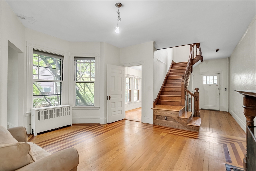 16 Harris St - Brookline, MA