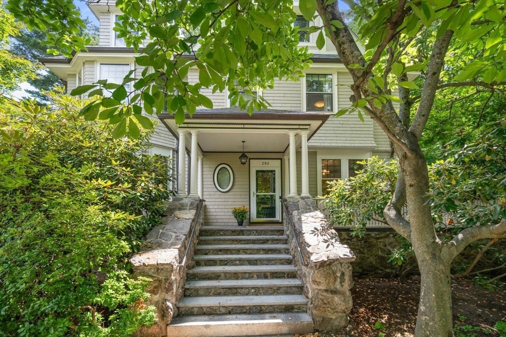 292 Clinton Rd - Brookline, MA