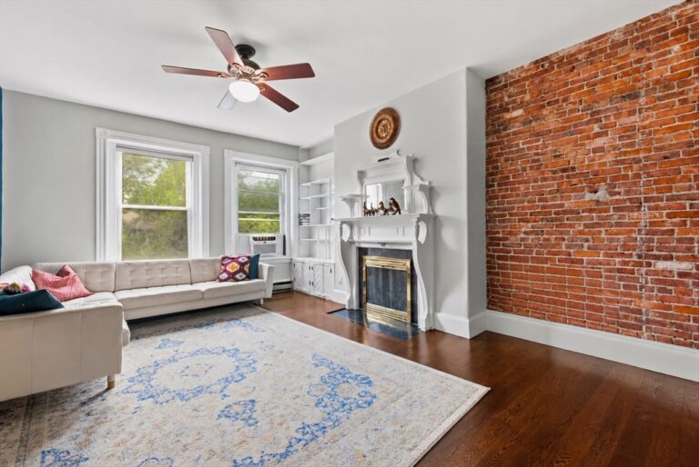 39 Kent St #5 - Brookline, MA